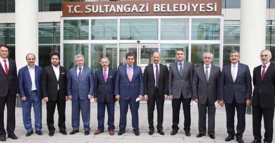 Sultangazi Belediye Başkanı Cahit Altunay’ı komşu ilçe belediye başkanları ziyaret
