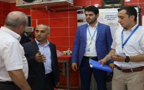 Gaziosmanpaşa Belediyesi, Kurban Bayramı öncesi et satışının gerçekleştirildiği market ve