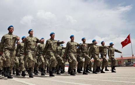 AK Parti Grup Başkanvekili Turan, bedelli askerlik düzenlemesinde, 25 yaş
