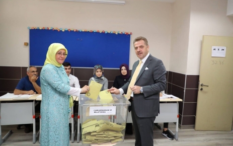 Gaziosmanpaşa Belediye Başkanı Hasan Tahsin Usta, “Milletimize ve ülkemize hayırlar