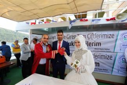 Arnavutköy Belediyesinin geleneksel  nikah şöleni, 50 çiftin evet demesiyle