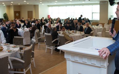 Gaziosmanpaşa Belediye Başkanı Hasan Tahsin Usta, Yaşlılara Saygı Haftası dolayısıyla