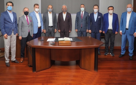Avrupa Yakası Belediye Başkanları Gaziosmanpaşa Belediye Başkanı Hasan Tahsin Usta,