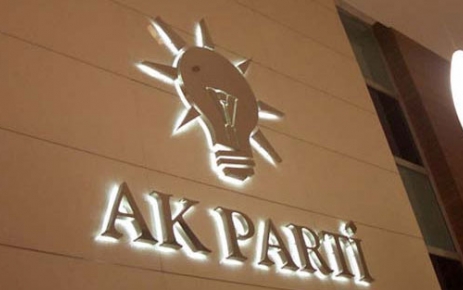 Belediye başkanlarına uyarı AK Partili belediye başkanları lüks makam aracı değiştirmesi nedeniyle uyarıldı.