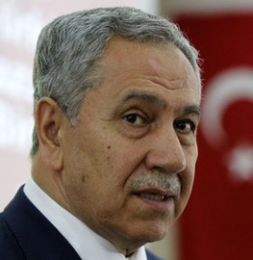Bülent Arınç Cumhurbaşkanlığına benim adayım başbakan dedi.