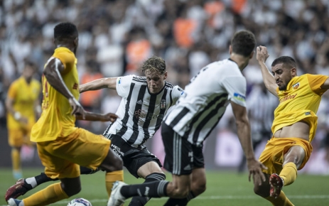 Beşiktaş, 2022-2023 sezonunun ilk maçında Yukatel Kayserispor'u uzatma dakikalarında Rachid
