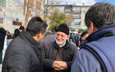 Beşir Açıkça Cuma Namazını Mevlana Camii’nde eda etti Gaziosmanpaşa Belediye eski başkan yardımcısı Beşir Açıkça, 07 Aralık Cuma