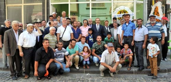 Vali Seddar Yavuz “Bizler yüzlerce yıl birlikte yaşamayı başarmış büyük