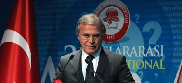 AK Parti Genel Başkan Yardımcısı Mehmet Ali Şahin, "82 Anayasası