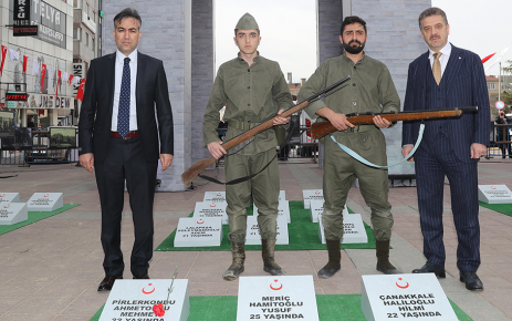 Gaziosmanpaşa’da Çanakkale Savaşının 103’üncü yıl dönümü coşkuyla kutlandı.
