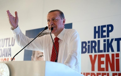 Cumhurbaşkanı Erdoğan: Çıkarını ülkesinin önünde tutan AK Parti’de yönetici olamaz Cumhurbaşkanı Erdoğan, "Kendi çıkarını, partisinin ve ülkesinin çıkarının önünde tutan
