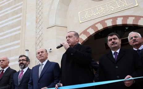 Cumhurbaşkanı Recep Tayyip Erdoğan, İstanbul Sancaktepe’de yapımı tamamlanan Fatma Fitnat