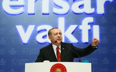 İstanbul’da Ensar Vakfı Olağan Genel Kurulu’nda bir konuşma yapan Cumhurbaşkanı