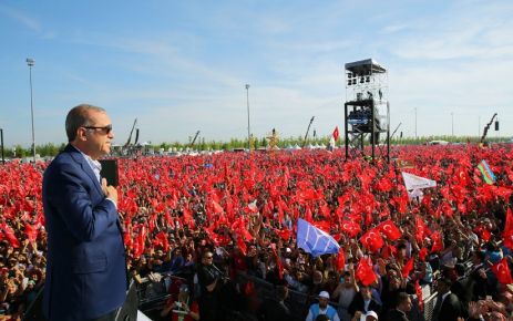 Cumhurbaşkanı Erdoğan, “İstanbul’u görmeden, İstanbul'u yaşamadan geçen ömür eksiktir."dedi.