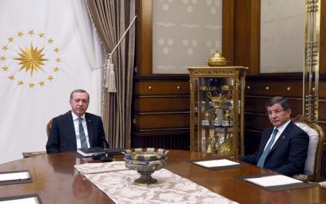 Cumhurbaşkanı Recep Tayyip Erdoğan, Başbakan Ahmet Davutoğlu'nu kabul etti.