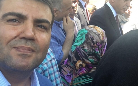 Cumhurbaşkanı Erdoğan ve Başbakan Yıldırım, Edirnekapı'daki 15 Temmuz Şehitliğine ziyarette