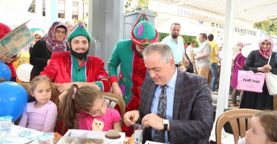 Eyüp Belediye Başkanı Remzi Aydın "Bir Ramazana daha erişmenin mutluluğunu