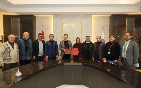 Eyüpsultan Belediye Başkanı Deniz Köken, Eyüpsultan Kulüpler Birliği bünyesindeki takımların