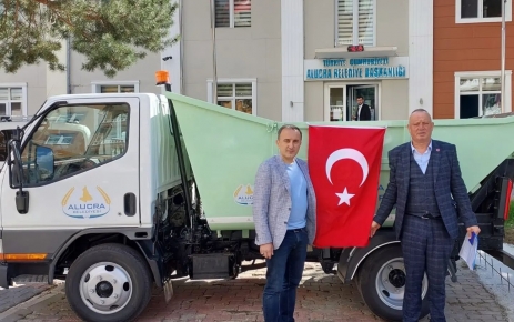 Eyüpsultan Belediyesi, Alucra Belediyesi'ne 1 adet Mitsubishi marka  çöp