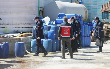 Gaziosmanpaşa'da bir fabrikanın çamaşır suyu kazanı patladı. AFAD ve Gaziosmanpaşa