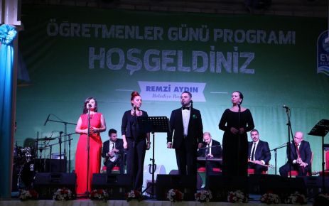 Eyüp Belediye Başkanı Remzi Aydın, 24 Kasım Öğretmenler Günü münasebetiyle
