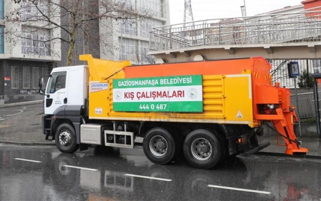 İstanbul için yapılan kar yağışı ve fırtına uyarısının ardından Gaziosmanpaşa