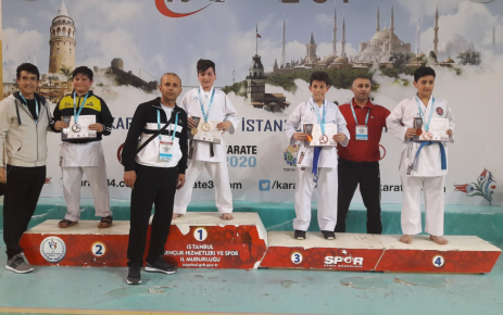 Gaziosmanpaşa Belediye Spor Kulübü'nün başarılı sporcuları, 3 şampiyonluk ve 3