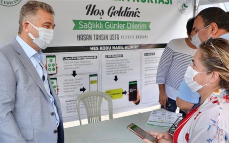 Covid-19 tedbirleri kapsamında Gaziosmanpaşa Belediyesi’ne girişler HES (Hayat Eve Sığar)