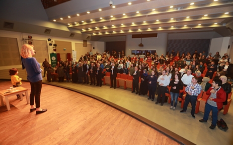 Gaziosmanpaşa Belediyesi’nin kültürel etkinlikleri devam ettiği açıklandı.
