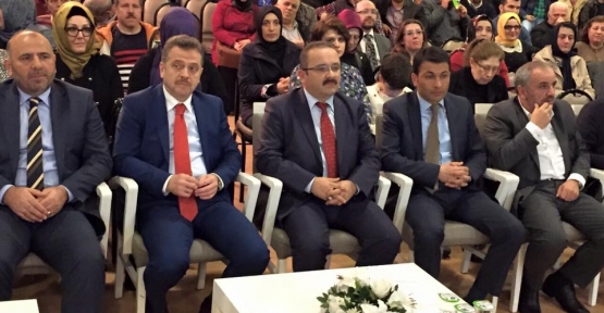 Gaziosmanpaşa AK Parti ilçe başkanlığı danışma meclisini topladı.
