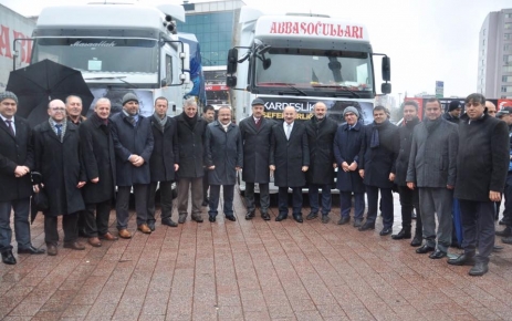 Gaziosmanpaşa Kaymakamlığı, Belediye Başkanlığı ve AK Parti İlçe Başkanlığı birlikte,vatandaşların
