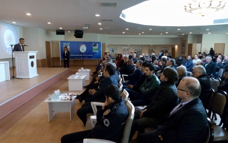 Gaziosmanpaşa ilçe emniyet müdürlüğü,STK'larla toplantı yaptı.
