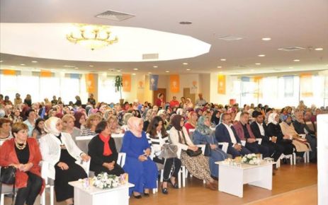AK Parti Gaziosmanpaşa Kadın Kolları Danışma Meclisi toplantısını icra etti.
