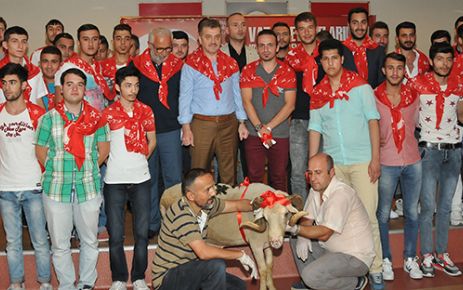 Gaziosmanpaşa Belediyesi kutsal vatani görevini yapmak için askere gidecek olan