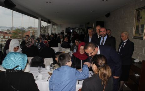 AK PARTİ GAZİOSMANPAŞA ŞEHİT AİLELERİYLE KAHVALTI PROGRAMINDA BULUŞTU.