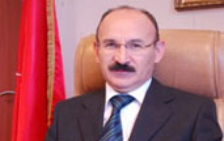 Gaziosmanpaşa Kaymakamlığına Nizip Kaymakamı Yaşar Karadeniz atandı.