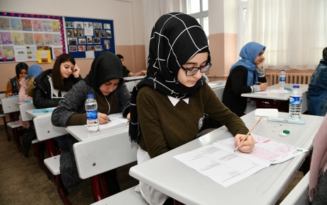 Gaziosmanpaşa Belediyesi, İstanbul İslami İlimler Olimpiyatları final sınavı gerçekleştirdi.
