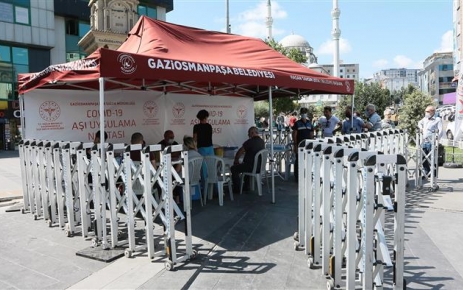 Gaziosmanpaşa İlçe Sağlık Müdürlüğü ve Gaziosmanpaşa Belediyesi tarafından sürdürülen aşı