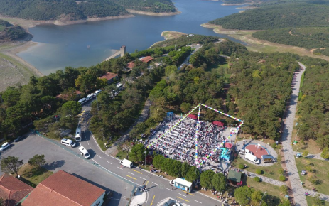 Gaziosmanpaşa Belediyesi tarafından sünnet ettirilen bin 300 çocuk, geleneksel sünnet