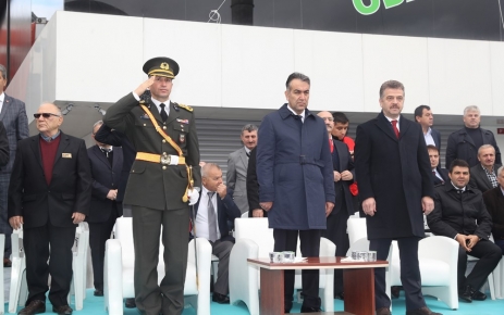 Cumhuriyet'in kuruluşunun 94'üncü yılı Gaziosmanpaşa'da coşkuyla kutlandı. Gaziosmanpaşa meydanında yapılan