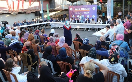 Karadeniz Mahallesi’nde gerçekleştirilen “Halk Meclisi” toplantısına katılan Başkan Usta, ilçe