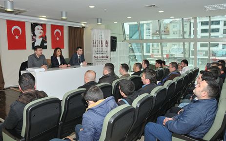 Gaziosmanpaşa Belediyesi tarafından düzenlenen İstihdam Buluşması’nda işveren ve iş ihtiyacı