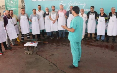 Gaziosmanpaşa’da yaklaşan Kurban Bayramı öncesi oluşabilecek kazalara karşı kasaplara kurban