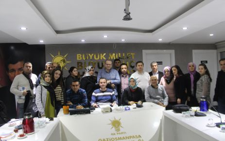 AK Parti Gaziosmanpoaşa ilçe başkanlığı medya birim başkanları ilçe merkezinde