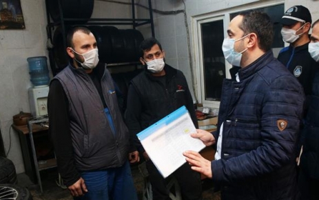 Gaziosmanpaşa Belediyesi ekipleri, deprem tedbirleri kapsamında riskli binaları kolon, kiriş
