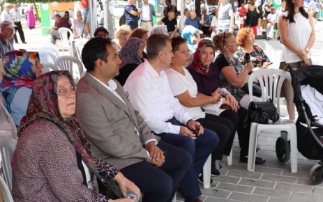 Gaziosmanpaşalılar, sağlık seminerleri, spor  etkinlikleri ve festival gösterilerine katıldı.