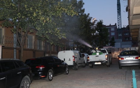 Gaziosmanpaşa Belediyesi, ilaçlama faaliyetlerine hız kazandırdı.