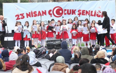 Gaziosmanpaşa Belediyesinin, 23 Nisan Ulusal Egemenlik ve Çocuk Bayramı dolayısıyla