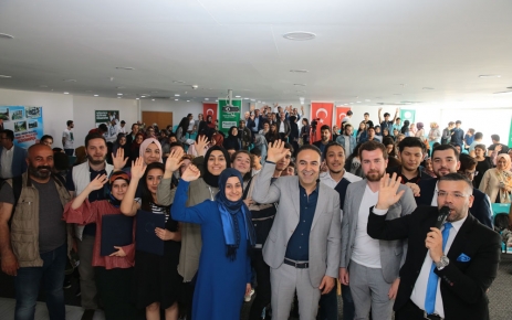 Gaziosmanpaşalı gençler, medya ve iş dünyasındaki başarılı isimlerle bir araya