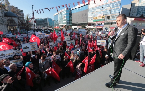 Gaziosmanpaşa’da başkanlar ve halk  “Öfke Cuması” sonrası müslüman düşmanlarını